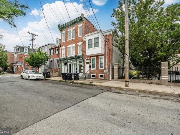 215 W 6TH STREET, WILMINGTON, DE 19801