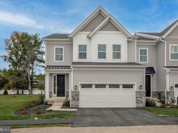 674 LEVERING STREET, BLUE BELL, PA 19422