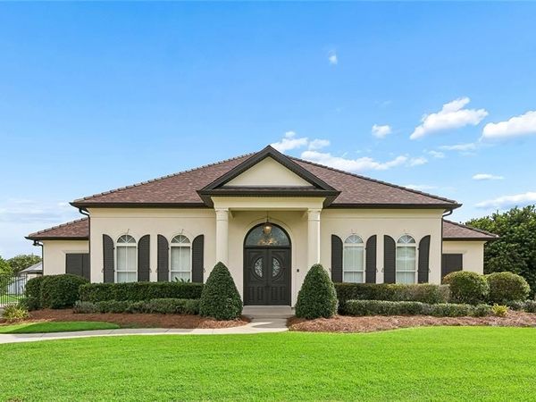160 PRIMROSE Drive, Belle Chasse, LA 70037