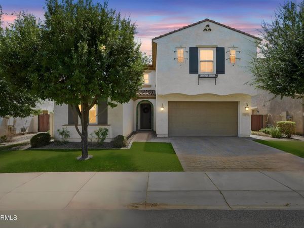 923 W YELLOWSTONE Way, Chandler, AZ 85248