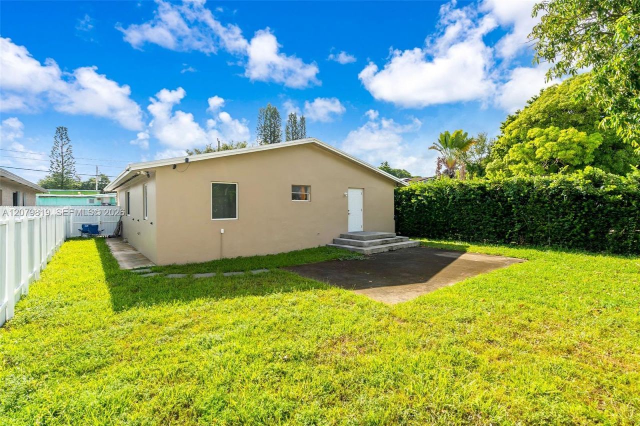 7794 NW 14th Ct , Miami, FL 33147 Photo