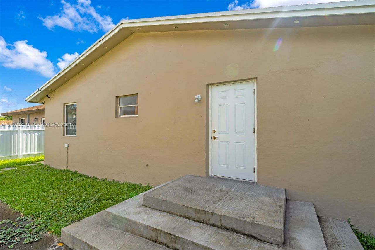 7794 NW 14th Ct , Miami, FL 33147 Photo