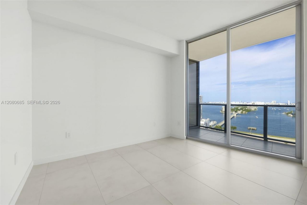 1400 Biscayne Blvd , Unit 2304, Miami, FL 33132 Photo