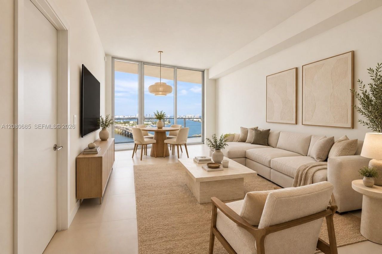 1400 Biscayne Blvd , Unit 2304, Miami, FL 33132 Photo