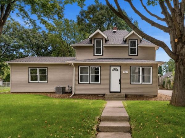 907 Willow Street S, Faribault, MN 55021