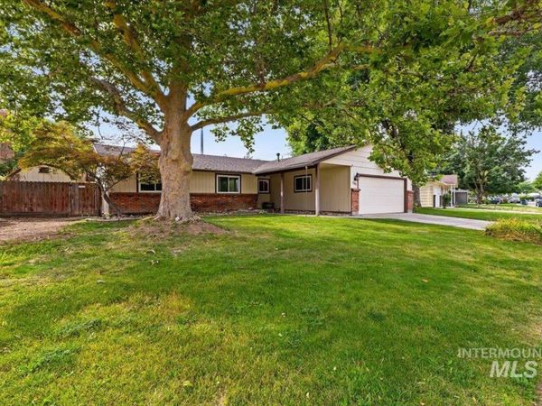 3388 N Buckboard Way, Boise, ID 83713