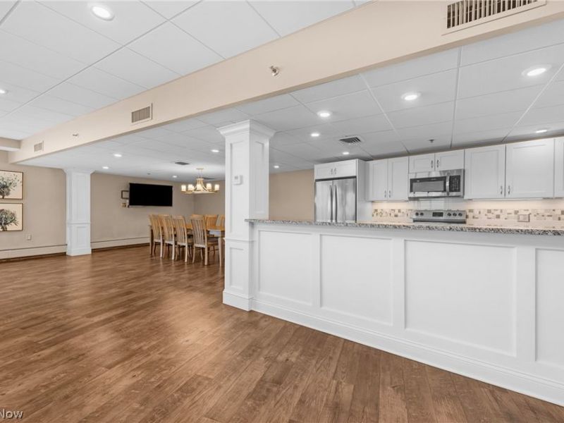 22500 Lake Road, Unit 406, Rocky River, OH 44116 Photo 28
