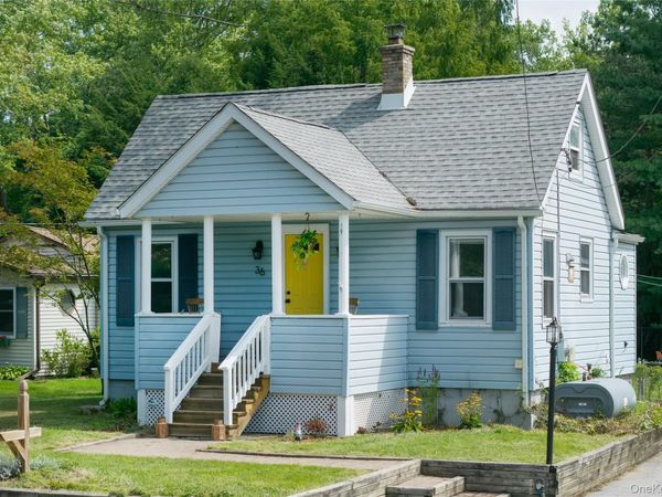 36 Peckham Road, Poughkeepsie, NY 12603