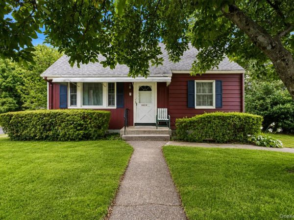 7 Caravella Lane, Nanuet, NY 10954