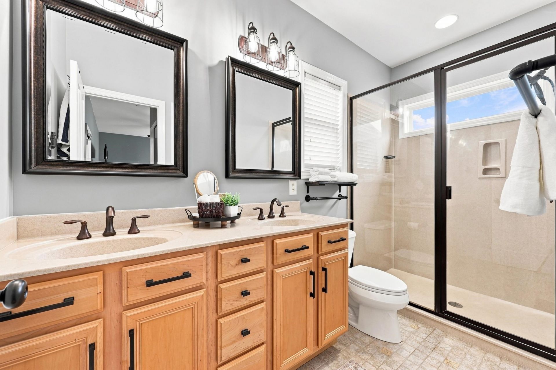 1005 Ocean Pines Ct. Photo 19