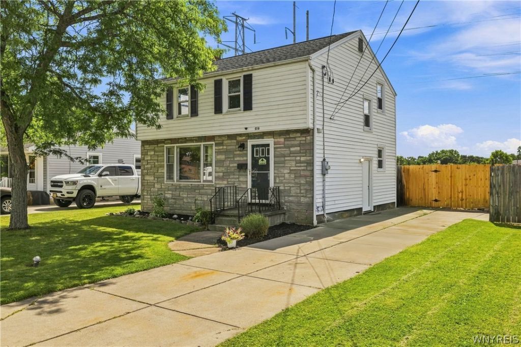 119 Deuro Drive , Niagara Falls, NY 14304 Main Photo