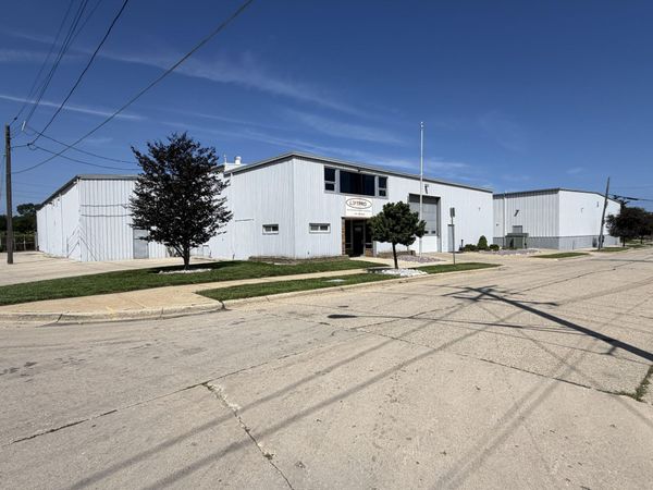 3120 64th St, Kenosha, WI 53142