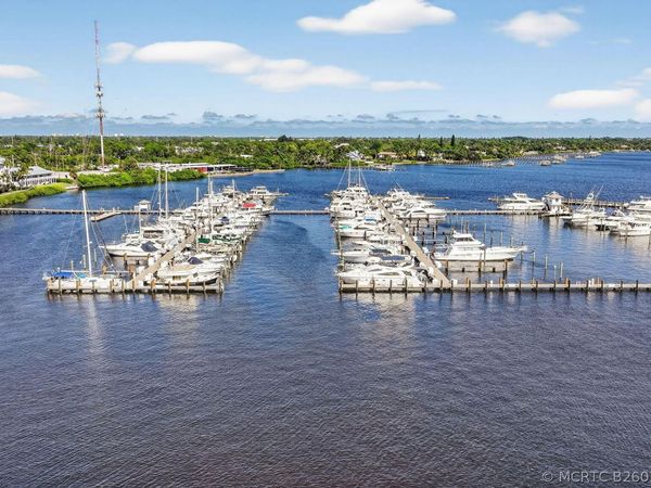 875 NW Flagler Avenue , Unit 302, Stuart, FL 34994