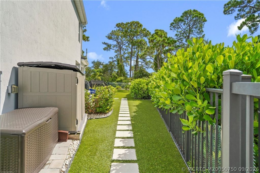 194 SW Pomeroy Street, Stuart, FL 34997 Photo