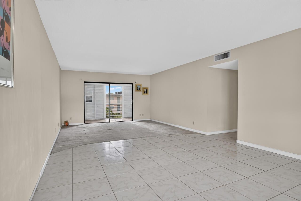 4140 NW 44th Avenue, Unit 411, Lauderdale Lakes, FL 33319 Photo