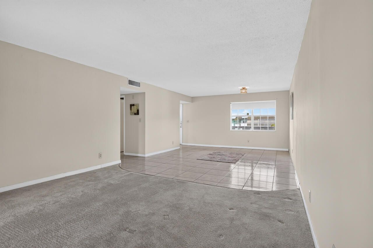 4140 NW 44th Avenue, Unit 411, Lauderdale Lakes, FL 33319 Photo