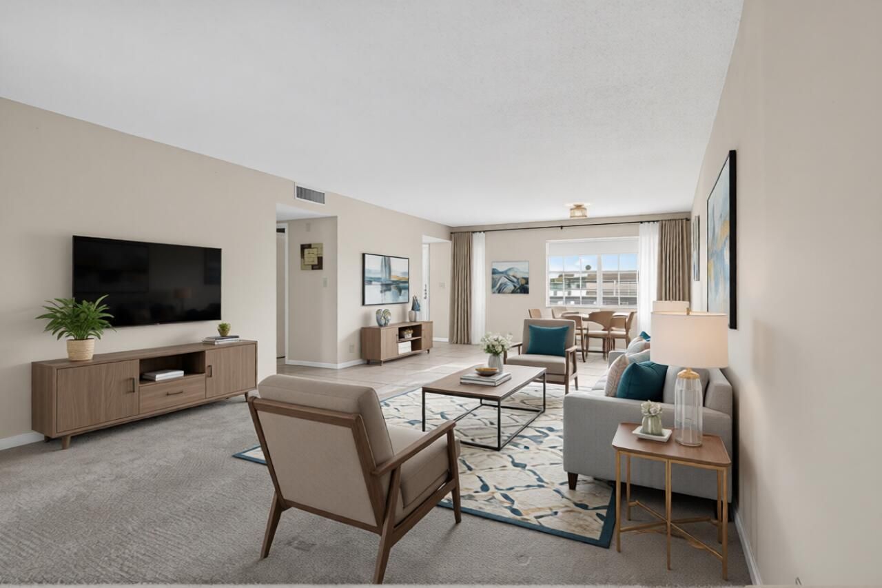 4140 NW 44th Avenue, Unit 411, Lauderdale Lakes, FL 33319 Photo