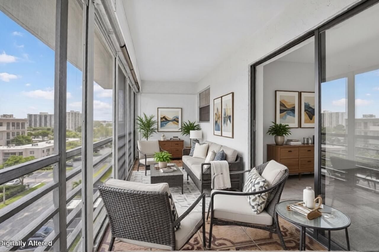 4140 NW 44th Avenue, Unit 411, Lauderdale Lakes, FL 33319 Photo