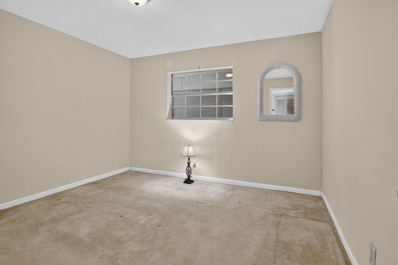 4140 NW 44th Avenue, Unit 411, Lauderdale Lakes, FL 33319 Photo