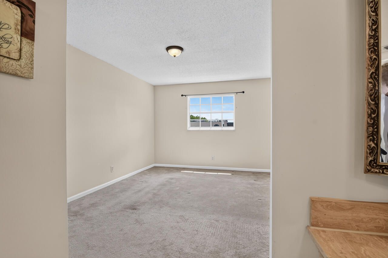 4140 NW 44th Avenue, Unit 411, Lauderdale Lakes, FL 33319 Photo