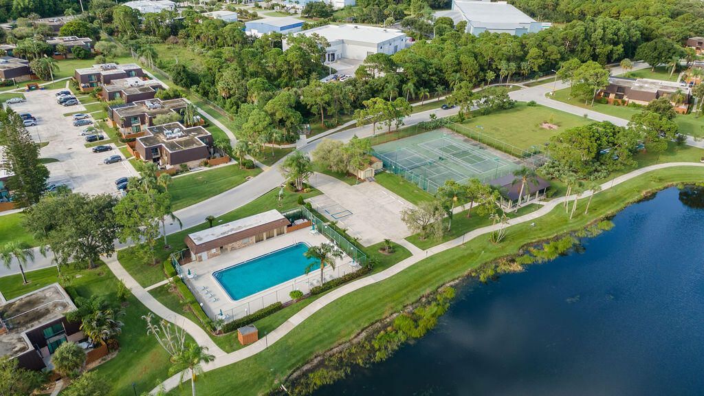 6431 SE Windsong Lane, Unit 117, Stuart, FL 34997 Photo