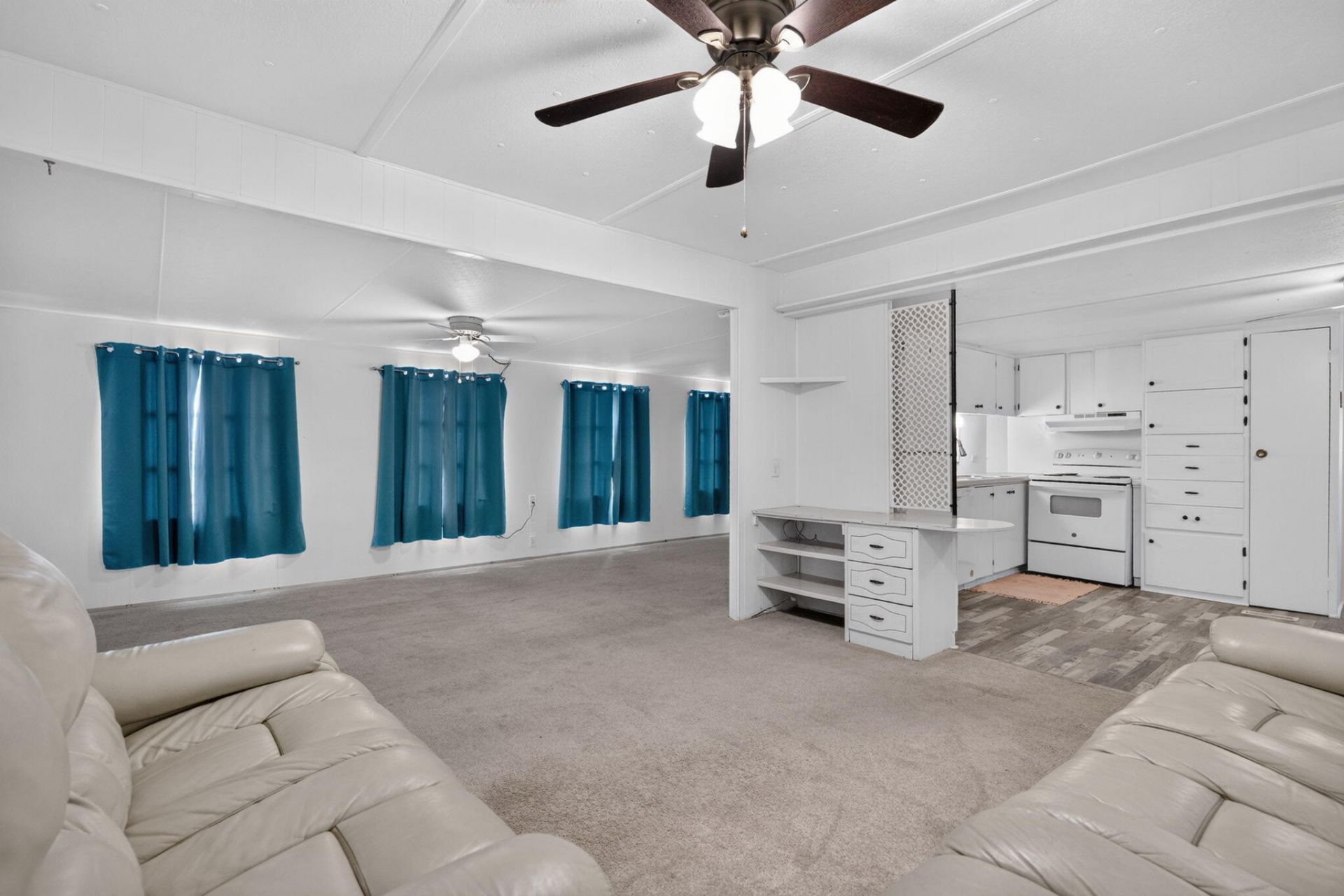 8381 SE Skylark Avenue, Hobe Sound, FL 33455 Photo