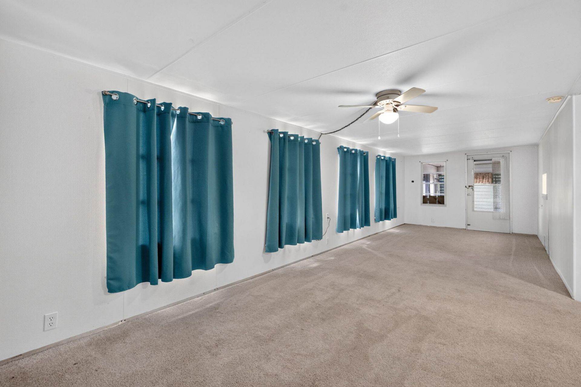 8381 SE Skylark Avenue, Hobe Sound, FL 33455 Photo
