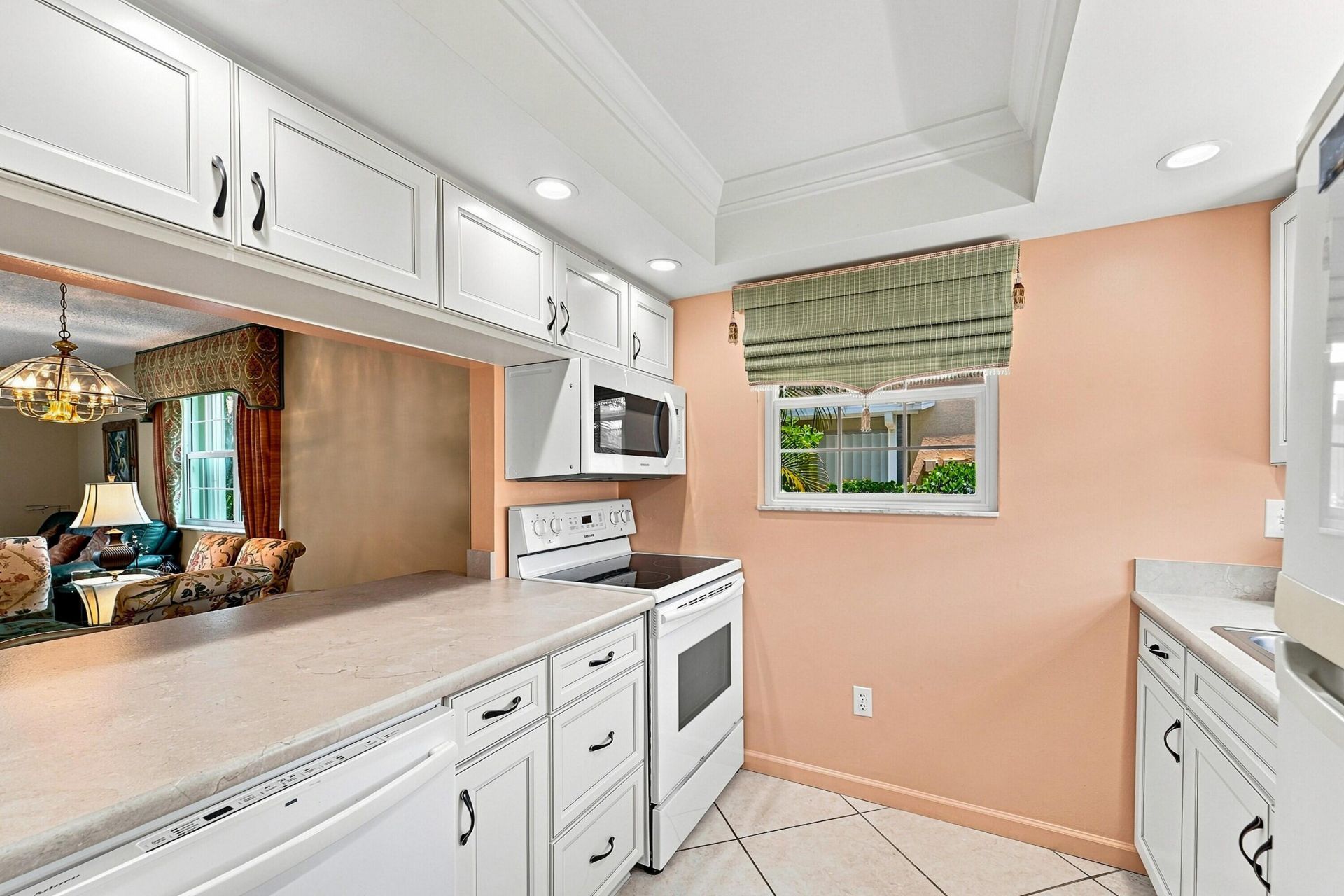 211 Waterside Drive, Hypoluxo, FL 33462 Photo