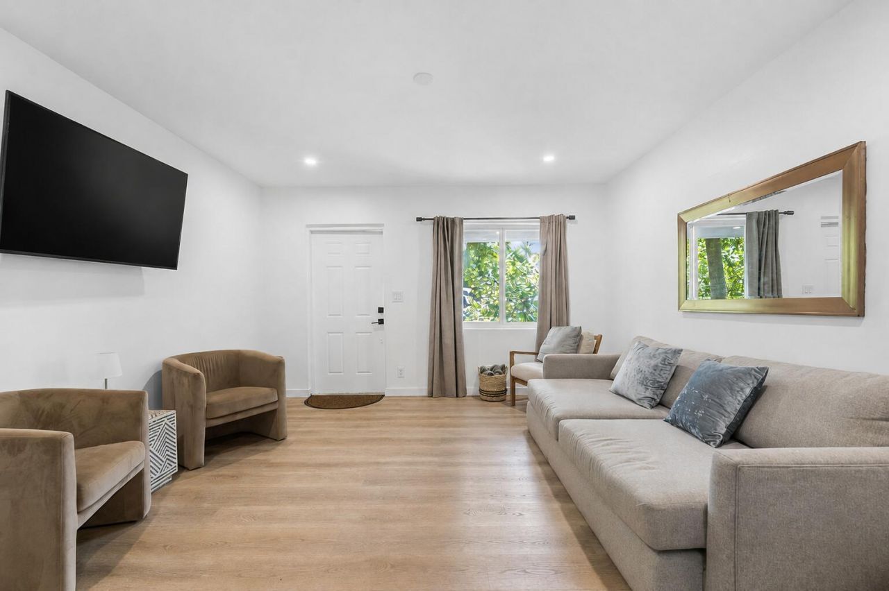 1544 NW 5th Avenue, Fort Lauderdale, FL 33311 Photo