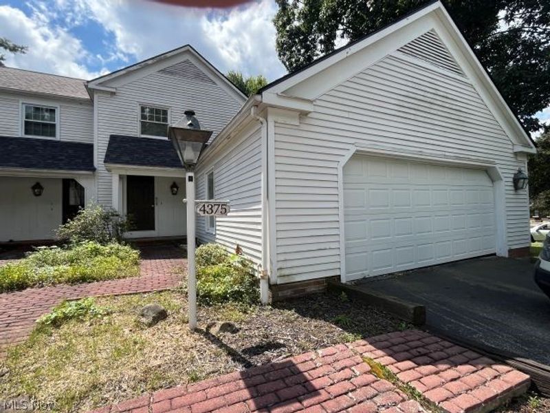 4375 Devonshire Drive, Boardman, OH 44512 Photo 1