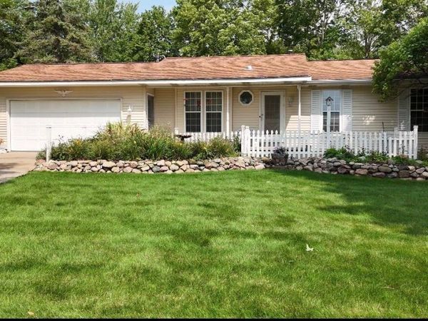 2199 15 Mile Road NE, Sparta, MI 49345