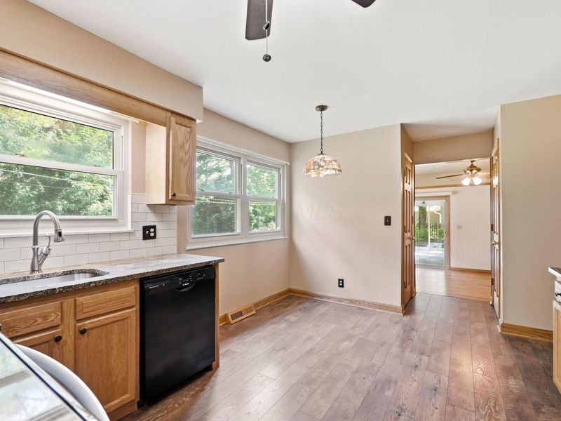 9573 Circle Drive E, Pickerington, OH 43147 Photo 20