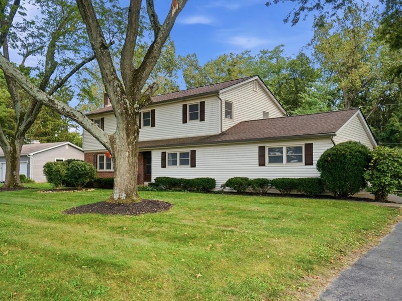 9573 Circle Drive E, Pickerington, OH 43147 Photo 4