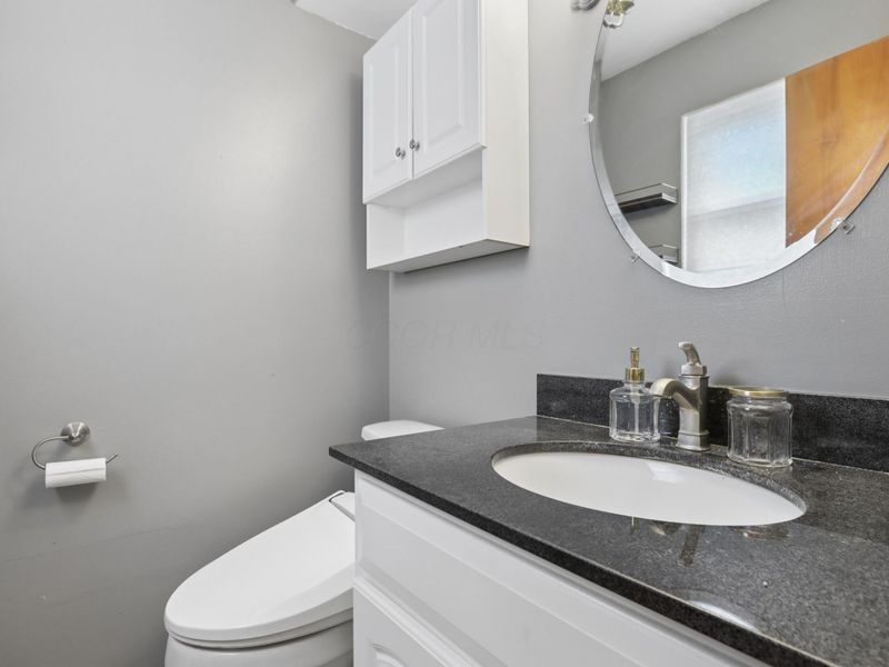 5748 N Meadows Boulevard, Columbus, OH 43229 Photo 16