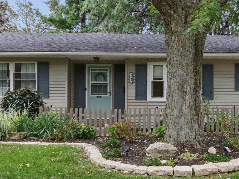 5748 N Meadows Boulevard, Columbus, OH 43229 Photo 2