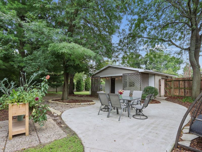 5748 N Meadows Boulevard, Columbus, OH 43229 Photo 27
