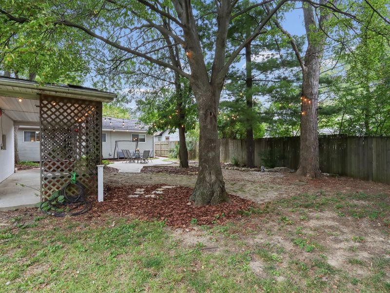 5748 N Meadows Boulevard, Columbus, OH 43229 Photo 29