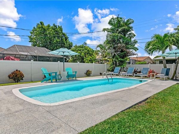 764 94th AVE N, NAPLES, FL 34108