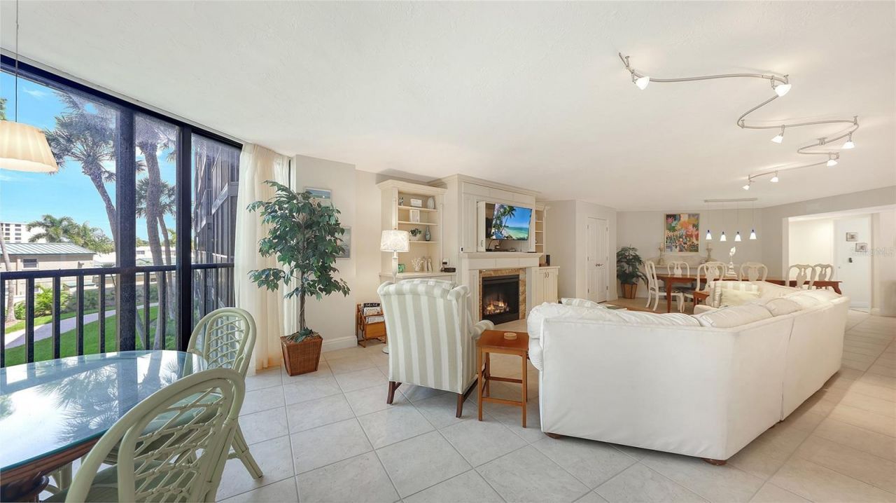 5880 Midnight Pass Road, Unit 307, Sarasota, FL 34242 Photo