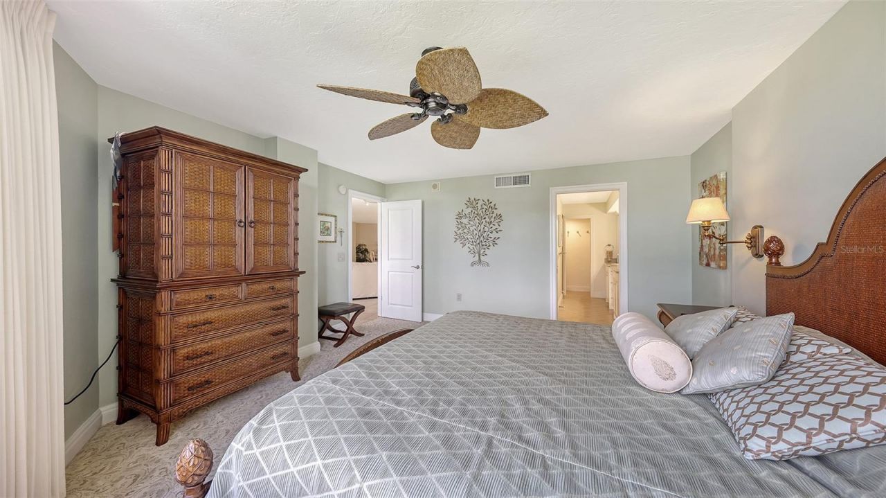 5880 Midnight Pass Road, Unit 307, Sarasota, FL 34242 Photo