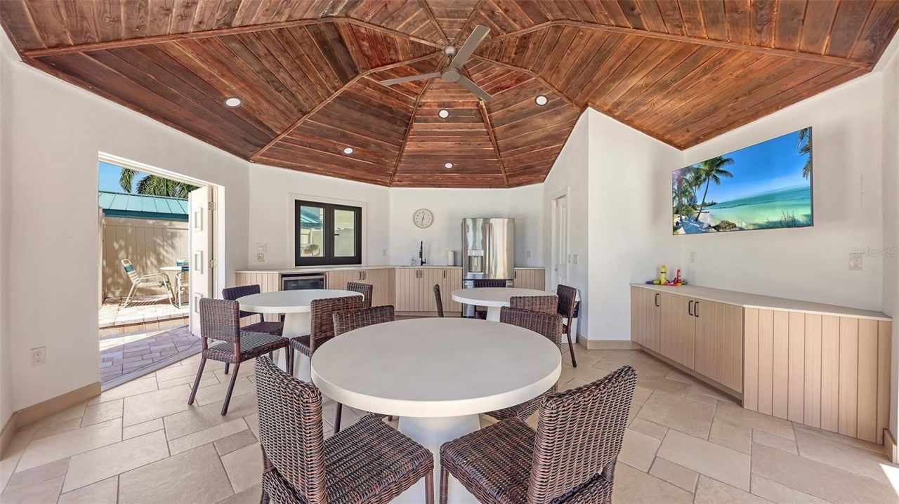 5880 Midnight Pass Road, Unit 307, Sarasota, FL 34242 Photo