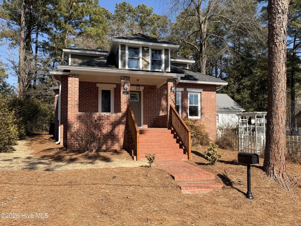 132 Tower Street , Southern Pines, NC 28387