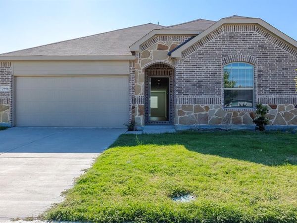 2406 Bold Venture Drive, Forney, TX 75126