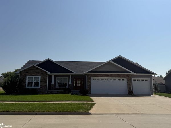 24 Green Oak Court, Fort Madison, IA 52627