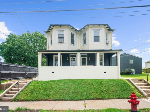 825 MAPLE AVENUE, PHOENIXVILLE, PA 19460