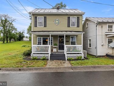 143 N WATER STREET, WOODSTOCK, VA 22664