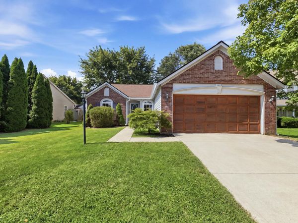 17714 Windwood Circle , Westfield, IN 46074