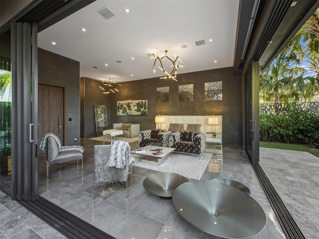 2213 NE 37th Drive, Fort Lauderdale, FL 33308 Photo