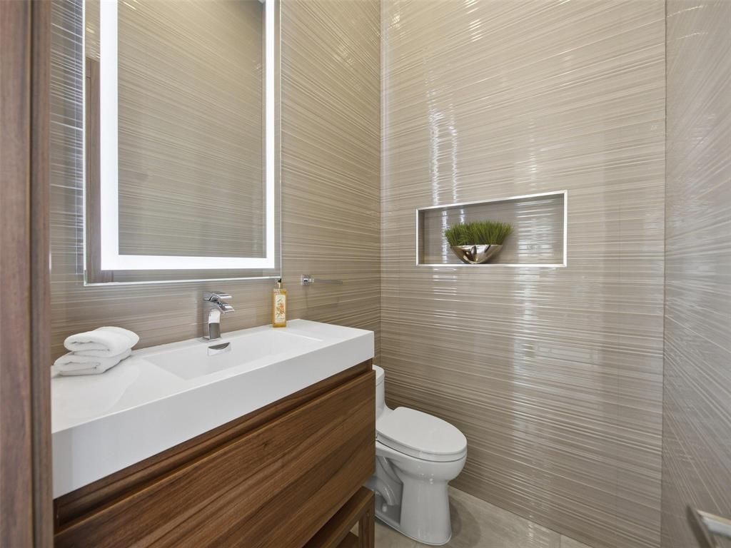 2213 NE 37th Drive, Fort Lauderdale, FL 33308 Photo