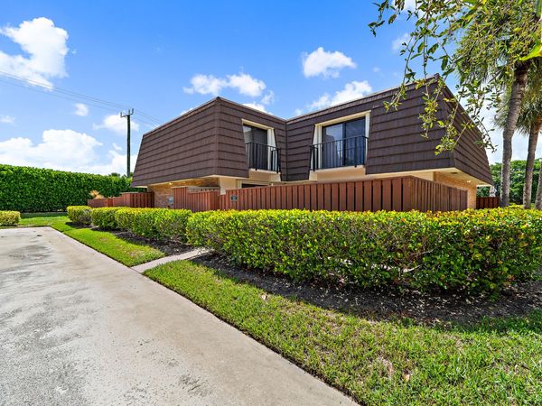 1221 12TH Court, Jupiter, FL 33477